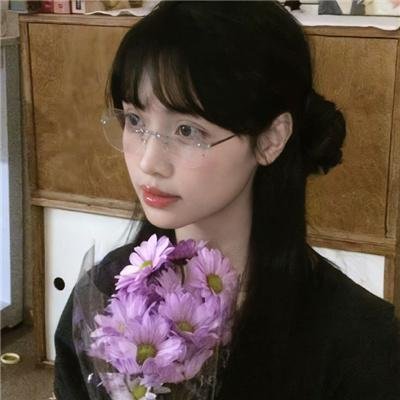 清秀俏佳人